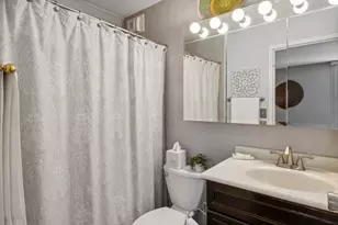 71 E Division St, Chicago, IL 60610 - Photo 10