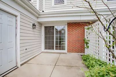 1410 Pebblecreek Drive, Glenview, IL 60025 - Photo 4