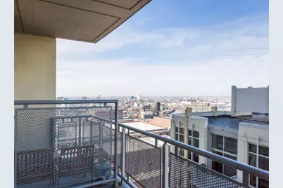 700 N Larrabee Street #1704, Chicago, IL 60654 - Photo 32