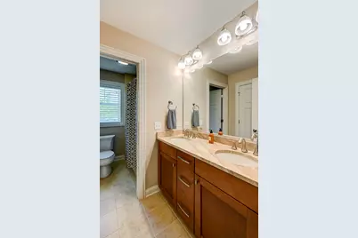 5607 Hillcrest Road, Downers Grove, IL 60516 - Photo 30