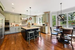 5607 Hillcrest Rd, Downers Grove, IL 60516 - Photo 10