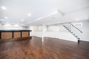 5229 S Meade Ave, Chicago, IL 60638 - Photo 10