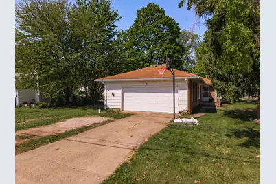 428 E Timber Street, Pontiac, IL 61764 - Photo 42
