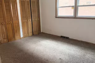 404 Prairie Ave, Calumet City, IL 60409 - Photo 14