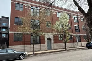 2771 W Francis Pl, Chicago, IL 60647 - Photo 2