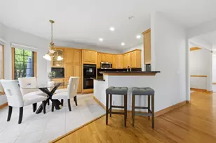 3098 Rosebrook Cir, Westchester, IL 60154 - Photo 16