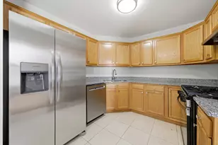 849 Colony Lake Dr, Schaumburg, IL 60194 - Photo 12