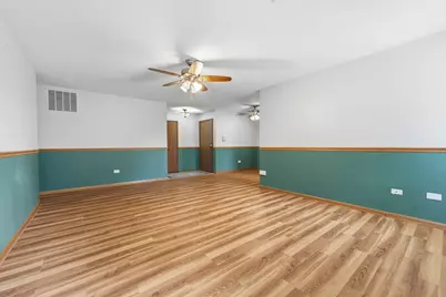 472 Elizabeth Drive #17-A-R, Wood Dale, IL 60191 - Photo 4