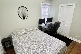 7048 N Damen Ave, Chicago, IL 60645 - Photo 8