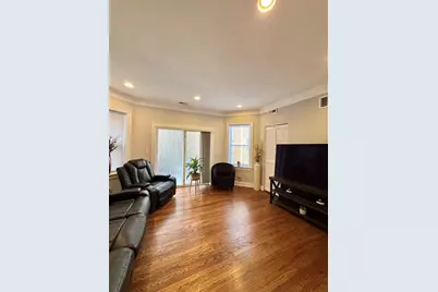 7048 N Damen Avenue #2w, Chicago, IL 60645 - Photo 2