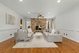 1541 Heritage Ct, Lake Forest, IL 60045 - Photo 14