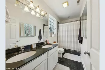 1308 W Fillmore Street #4, Chicago, IL 60607 - Photo 8