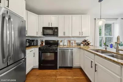 1308 W Fillmore Street #4, Chicago, IL 60607 - Photo 4