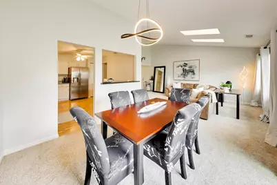 1068 Hidden Lake Drive #1068, Buffalo Grove, IL 60089 - Photo 10