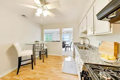 1068 Hidden Lake Drive #1068, Buffalo Grove, IL 60089 - Photo 14