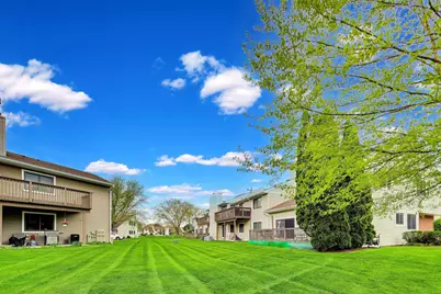 1068 Hidden Lake Drive #1068, Buffalo Grove, IL 60089 - Photo 32