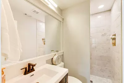 1068 Hidden Lake Drive #1068, Buffalo Grove, IL 60089 - Photo 20