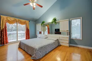 1104 Samstag Ct, Naperville, IL 60563 - Photo 14