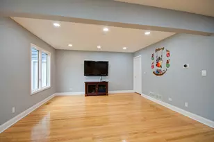 1104 Samstag Ct, Naperville, IL 60563 - Photo 6