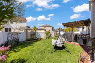 1503 Baltz Dr, Joliet, IL 60431 - Photo 10
