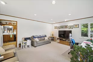 1112 Whitfield Rd, Northbrook, IL 60062 - Photo 10