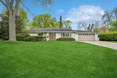 1112 Whitfield Road, Northbrook, IL 60062 - Photo 1