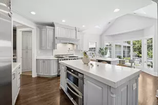 117 W North St, Hinsdale, IL 60521 - Photo 8
