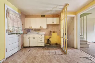 9611 S Oglesby Ave, Chicago, IL 60617 - Photo 6