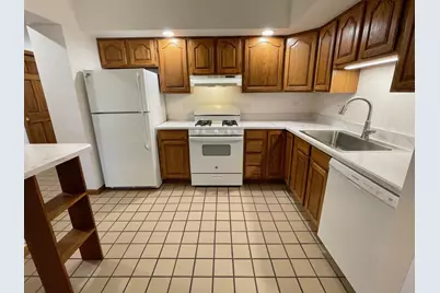730 N Seminary Avenue #1C, Woodstock, IL 60098 - Photo 2