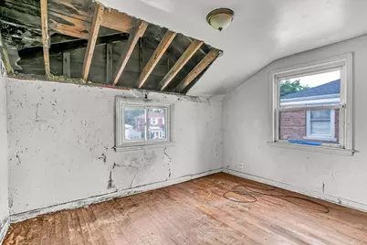9846 S Calhoun Avenue, Chicago, IL 60617 - Photo 16