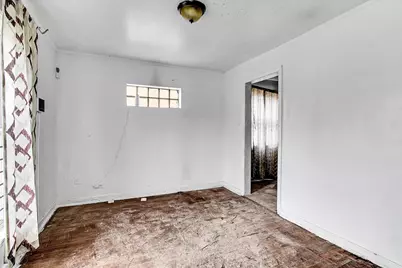 9846 S Calhoun Avenue, Chicago, IL 60617 - Photo 6