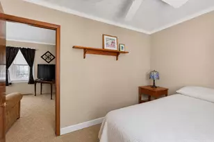 105 Edgewood Ave, Crystal Lake, IL 60014 - Photo 10