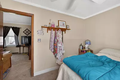 105 Edgewood Avenue, Crystal Lake, IL 60014 - Photo 24