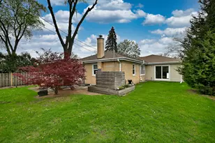 2307 Edna Ave, Park Ridge, IL 60068 - Photo 6