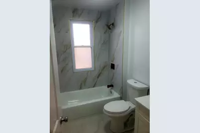 12130 S Lowe Avenue, Chicago, IL 60628 - Photo 6
