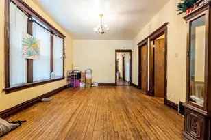 5518 S Wood St, Chicago, IL 60636 - Photo 4