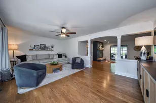 3N288 Bernice Dr, Saint Charles, IL 60175 - Photo 2