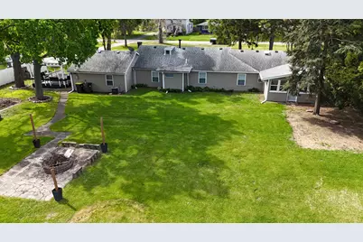 221 Central Avenue, Genoa, IL 60135 - Photo 6