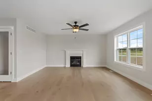 24 Meadow Dr, Monticello, IL 61856 - Photo 6