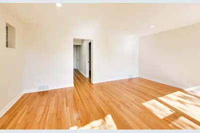 1326 N Lawndale Avenue, Chicago, IL 60651 - Photo 4