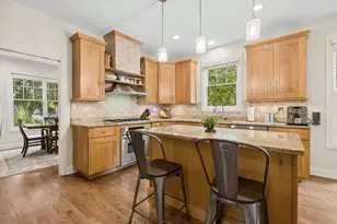 28 S Grant St, Westmont, IL 60559 - Photo 10