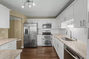 52 Brookston Dr, Schaumburg, IL 60193 - Photo 12