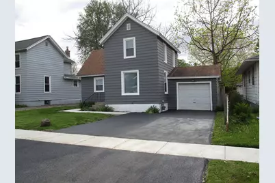 508 N Hart Street, Harvard, IL 60033 - Photo 2