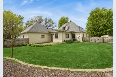1740 E Gate Parkway, Rockford, IL 61108 - Photo 18