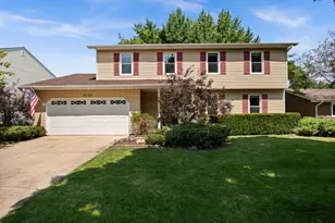 2130 Valley Creek Dr, Elgin, IL 60123 - Photo 1