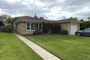 7150 N Crawford Ave, Lincolnwood, IL 60712 - Photo 1