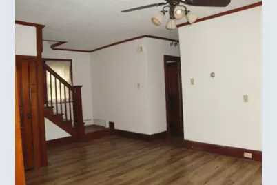 221 W Garfield Avenue, Cissna Park, IL 60924 - Photo 6