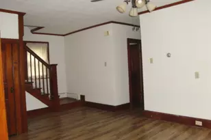 221 W Garfield Ave, Cissna Park, IL 60924 - Photo 6
