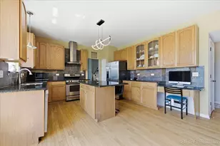 3415 Timber Creek Ln, Naperville, IL 60565 - Photo 6