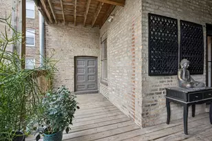1521 W Sunnyside Ave, Chicago, IL 60640 - Photo 28